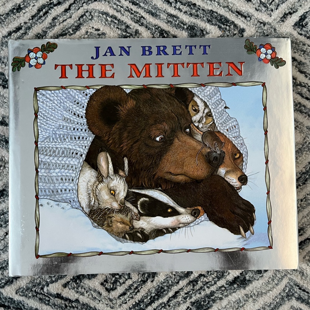 EUC The Mitten Book by Jan Brett - Hardcover - 20th Anniversary Edition